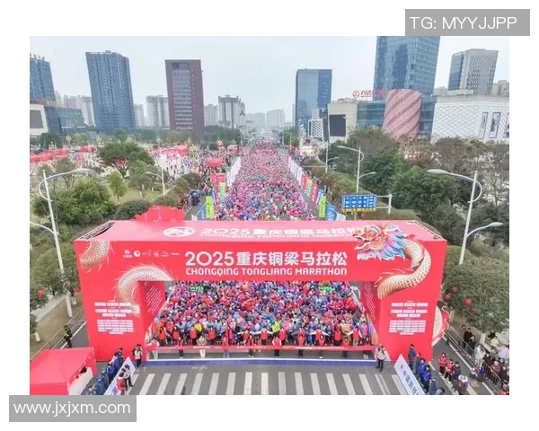 重庆街舞队在城市马拉松中的成长与蜕变全景报道
